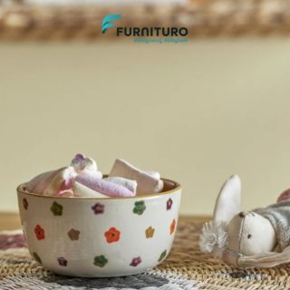 Když si chceš udělat chvilku jen pro sebe… stačí miska dobrot, měkká deka a domov, který tě obejme 🤎 U nás věříme, že...